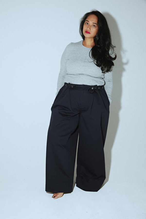Drawstring Tailored Pant in Navy