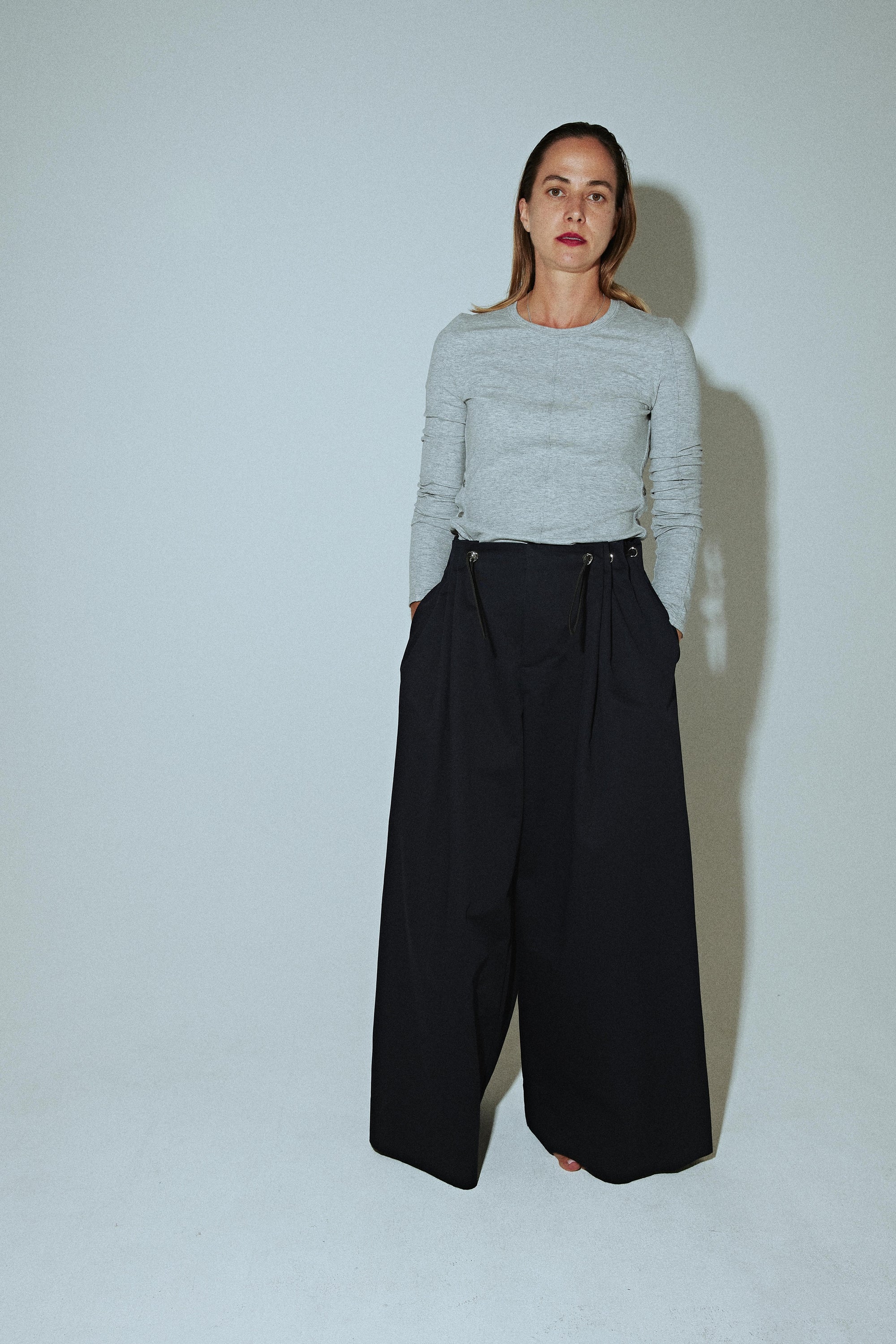 Drawstring Tailored Pant in Navy
